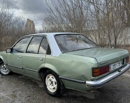 Зелений Опель Рекорд, об'ємом двигуна 2 л та пробігом 370 тис. км за 690 $, фото 8 на Automoto.ua