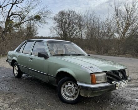 Зелений Опель Рекорд, об'ємом двигуна 2 л та пробігом 370 тис. км за 690 $, фото 7 на Automoto.ua