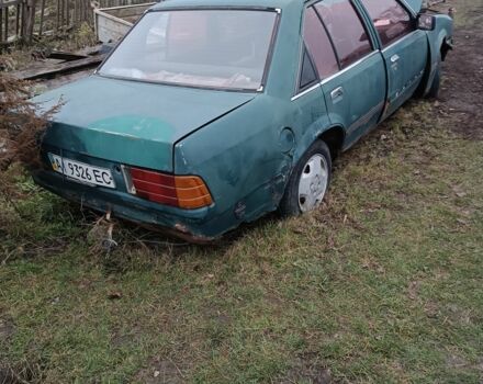 Зеленый Опель Рекорд, объемом двигателя 2 л и пробегом 2 тыс. км за 500 $, фото 2 на Automoto.ua