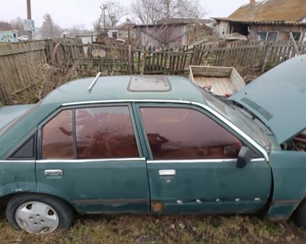 Зеленый Опель Рекорд, объемом двигателя 2 л и пробегом 2 тыс. км за 500 $, фото 3 на Automoto.ua