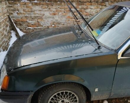 Зелений Опель Рекорд, об'ємом двигуна 1.8 л та пробігом 300 тис. км за 650 $, фото 5 на Automoto.ua