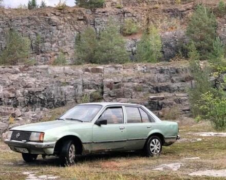 Зеленый Опель Рекорд, объемом двигателя 0 л и пробегом 777 тыс. км за 650 $, фото 1 на Automoto.ua