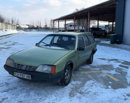 Зелений Опель Рекорд, об'ємом двигуна 2 л та пробігом 155 тис. км за 500 $, фото 1 на Automoto.ua