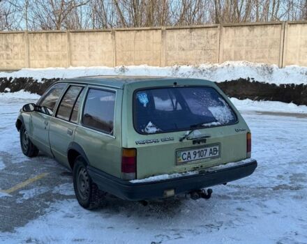 Зелений Опель Рекорд, об'ємом двигуна 2 л та пробігом 155 тис. км за 500 $, фото 2 на Automoto.ua