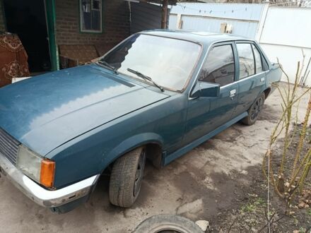 Зеленый Опель Рекорд, объемом двигателя 0 л и пробегом 1000 тыс. км за 452 $, фото 1 на Automoto.ua