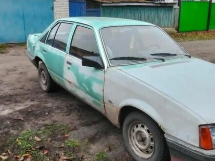 Зеленый Опель Рекорд, объемом двигателя 2 л и пробегом 83 тыс. км за 953 $, фото 1 на Automoto.ua