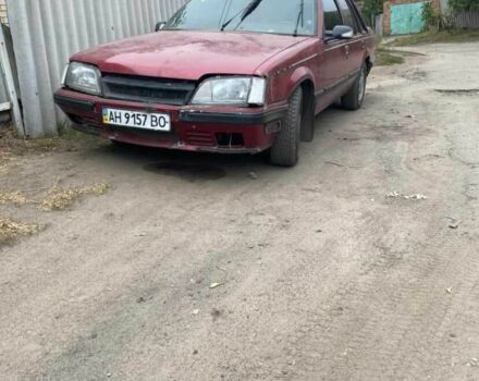 Красный Опель Сенатор, объемом двигателя 2.2 л и пробегом 200 тыс. км за 408 $, фото 3 на Automoto.ua