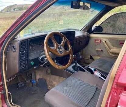 Красный Опель Сенатор, объемом двигателя 2.2 л и пробегом 200 тыс. км за 408 $, фото 2 на Automoto.ua