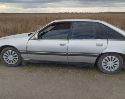 Сірий Опель Сенатор, об'ємом двигуна 2 л та пробігом 417 тис. км за 955 $, фото 2 на Automoto.ua