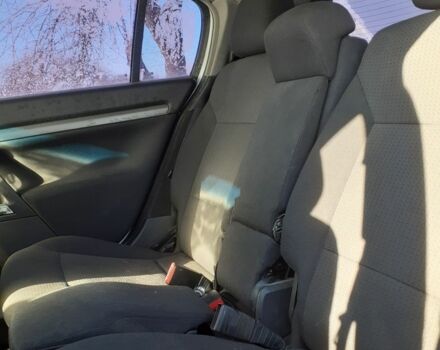 Білий Опель Сігнум, об'ємом двигуна 1.9 л та пробігом 300 тис. км за 1500 $, фото 5 на Automoto.ua