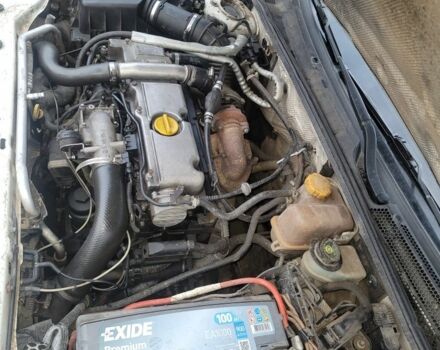 Білий Опель Сігнум, об'ємом двигуна 2 л та пробігом 315 тис. км за 2773 $, фото 6 на Automoto.ua