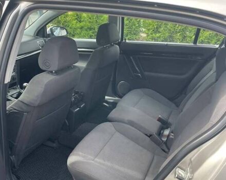 Бежевый Опель Сигнум, объемом двигателя 2.2 л и пробегом 340 тыс. км за 4600 $, фото 3 на Automoto.ua