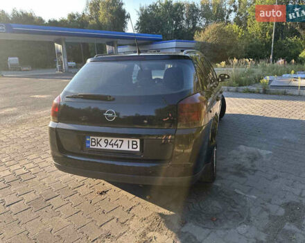 Черный Опель Сигнум, объемом двигателя 2.2 л и пробегом 400 тыс. км за 3800 $, фото 7 на Automoto.ua