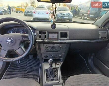 Чорний Опель Сігнум, об'ємом двигуна 2.2 л та пробігом 233 тис. км за 3800 $, фото 10 на Automoto.ua