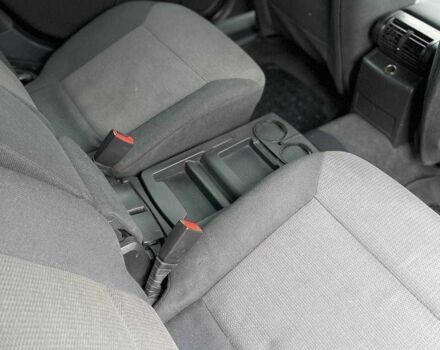 Черный Опель Сигнум, объемом двигателя 2.2 л и пробегом 297 тыс. км за 4600 $, фото 12 на Automoto.ua