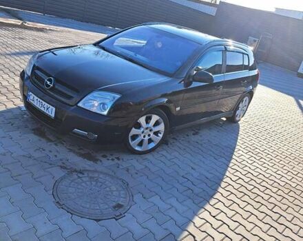 Черный Опель Сигнум, объемом двигателя 2.2 л и пробегом 300 тыс. км за 2500 $, фото 1 на Automoto.ua