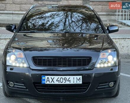 Чорний Опель Сігнум, об'ємом двигуна 2 л та пробігом 247 тис. км за 4750 $, фото 5 на Automoto.ua