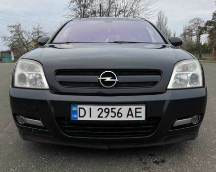 Черный Опель Сигнум, объемом двигателя 2.2 л и пробегом 297 тыс. км за 4600 $, фото 5 на Automoto.ua