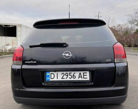 Черный Опель Сигнум, объемом двигателя 2.2 л и пробегом 297 тыс. км за 4600 $, фото 3 на Automoto.ua