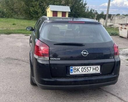 Черный Опель Сигнум, объемом двигателя 3 л и пробегом 230 тыс. км за 4500 $, фото 3 на Automoto.ua