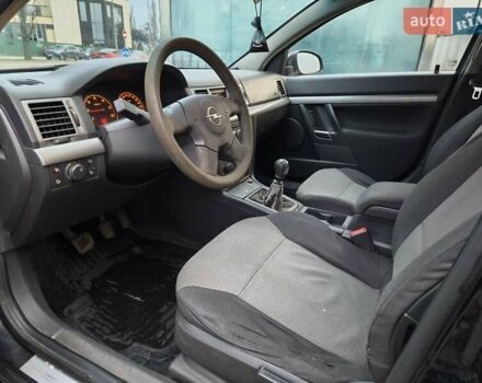 Чорний Опель Сігнум, об'ємом двигуна 2 л та пробігом 361 тис. км за 2999 $, фото 6 на Automoto.ua