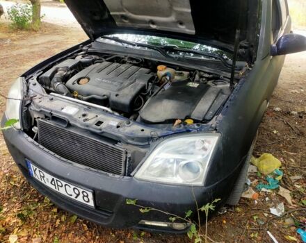 Черный Опель Сигнум, объемом двигателя 1.9 л и пробегом 210 тыс. км за 1600 $, фото 2 на Automoto.ua