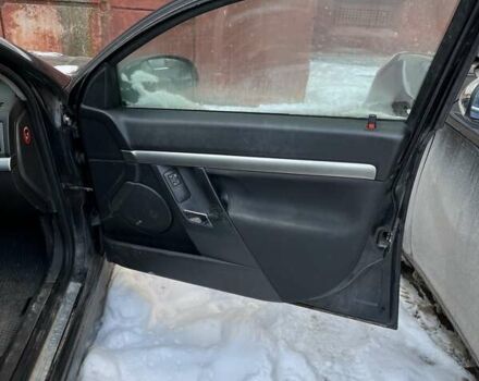 Черный Опель Сигнум, объемом двигателя 1.91 л и пробегом 300 тыс. км за 3800 $, фото 17 на Automoto.ua