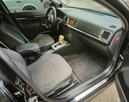 Черный Опель Сигнум, объемом двигателя 2.2 л и пробегом 280 тыс. км за 3016 $, фото 9 на Automoto.ua