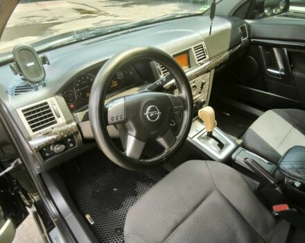 Черный Опель Сигнум, объемом двигателя 2.2 л и пробегом 280 тыс. км за 3016 $, фото 17 на Automoto.ua