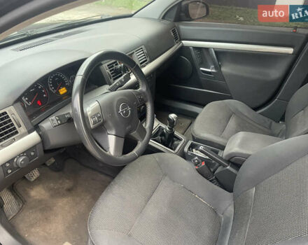 Чорний Опель Сігнум, об'ємом двигуна 2.2 л та пробігом 261 тис. км за 4200 $, фото 7 на Automoto.ua