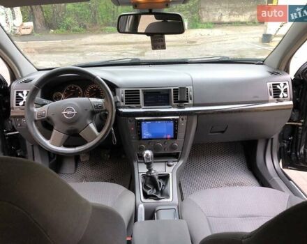 Опель Сигнум 2005 в Кривом Роге на Automoto.ua Черный Опель Сигнум, объемом двигателя 1.9 л и пробегом 262 тыс. км за 4900 $, фото 17 на Automoto.ua