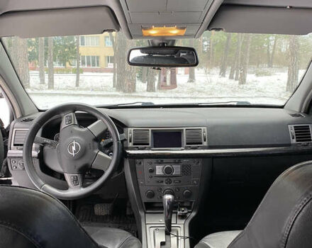 Черный Опель Сигнум, объемом двигателя 1.9 л и пробегом 280 тыс. км за 5500 $, фото 5 на Automoto.ua