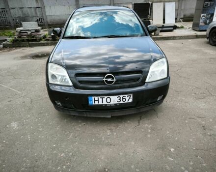 Черный Опель Сигнум, объемом двигателя 2.2 л и пробегом 280 тыс. км за 3016 $, фото 1 на Automoto.ua