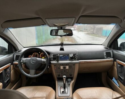 Чорний Опель Сігнум, об'ємом двигуна 1.9 л та пробігом 350 тис. км за 3205 $, фото 5 на Automoto.ua