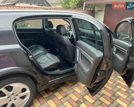 Черный Опель Сигнум, объемом двигателя 1.91 л и пробегом 181 тыс. км за 5700 $, фото 6 на Automoto.ua