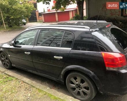 Черный Опель Сигнум, объемом двигателя 1.9 л и пробегом 283 тыс. км за 4500 $, фото 5 на Automoto.ua