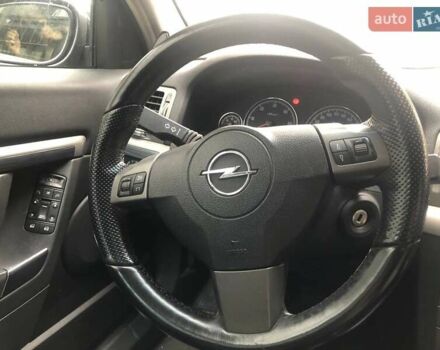 Черный Опель Сигнум, объемом двигателя 1.9 л и пробегом 283 тыс. км за 4500 $, фото 21 на Automoto.ua