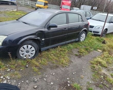 Черный Опель Сигнум, объемом двигателя 2.2 л и пробегом 370 тыс. км за 2000 $, фото 1 на Automoto.ua