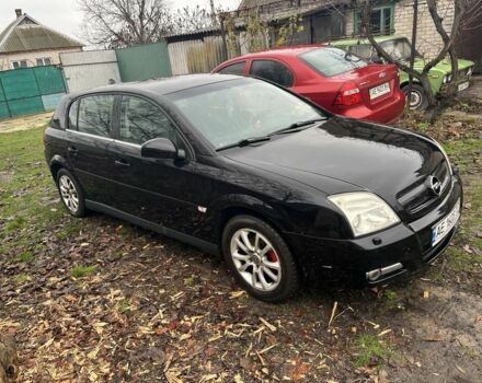 Черный Опель Сигнум, объемом двигателя 2.2 л и пробегом 307 тыс. км за 3800 $, фото 1 на Automoto.ua