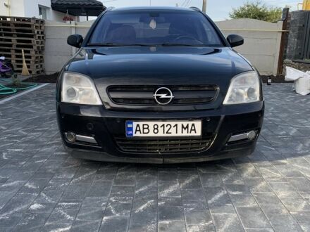 Черный Опель Сигнум, объемом двигателя 1.9 л и пробегом 324 тыс. км за 4500 $, фото 1 на Automoto.ua