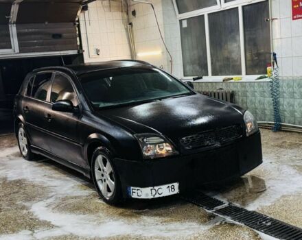 Черный Опель Сигнум, объемом двигателя 2 л и пробегом 290 тыс. км за 2000 $, фото 1 на Automoto.ua