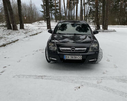 Черный Опель Сигнум, объемом двигателя 1.9 л и пробегом 280 тыс. км за 5500 $, фото 1 на Automoto.ua