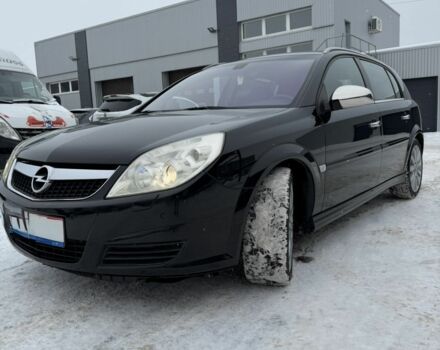 Черный Опель Сигнум, объемом двигателя 3 л и пробегом 282 тыс. км за 3600 $, фото 1 на Automoto.ua
