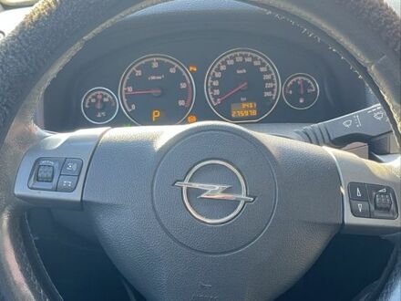 Чорний Опель Сігнум, об'ємом двигуна 3 л та пробігом 275 тис. км за 6700 $, фото 1 на Automoto.ua