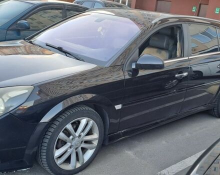 Черный Опель Сигнум, объемом двигателя 1.9 л и пробегом 330 тыс. км за 6500 $, фото 1 на Automoto.ua