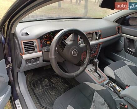 Опель Сигнум, объемом двигателя 2.2 л и пробегом 260 тыс. км за 4200 $, фото 6 на Automoto.ua