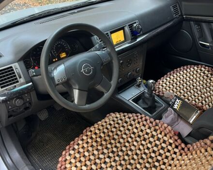 Серый Опель Сигнум, объемом двигателя 2.2 л и пробегом 200 тыс. км за 1800 $, фото 6 на Automoto.ua