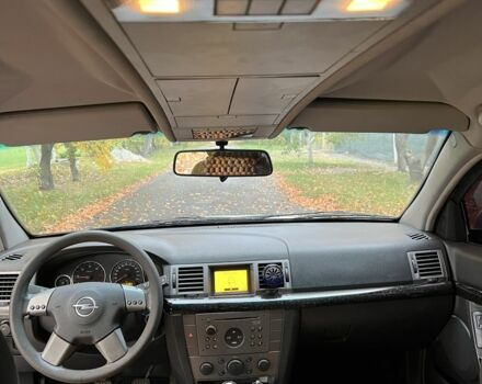 Серый Опель Сигнум, объемом двигателя 2.2 л и пробегом 200 тыс. км за 1800 $, фото 5 на Automoto.ua