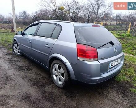 Серый Опель Сигнум, объемом двигателя 2.17 л и пробегом 326 тыс. км за 3600 $, фото 1 на Automoto.ua