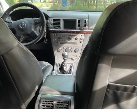 Серый Опель Сигнум, объемом двигателя 2.2 л и пробегом 132 тыс. км за 4600 $, фото 12 на Automoto.ua